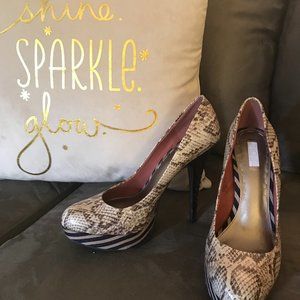 Rachel Roy Platform Pumps